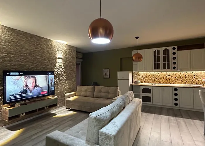 Air Albania شقة تيرانا